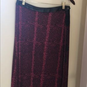 Versace hot pink star print silk skirt.